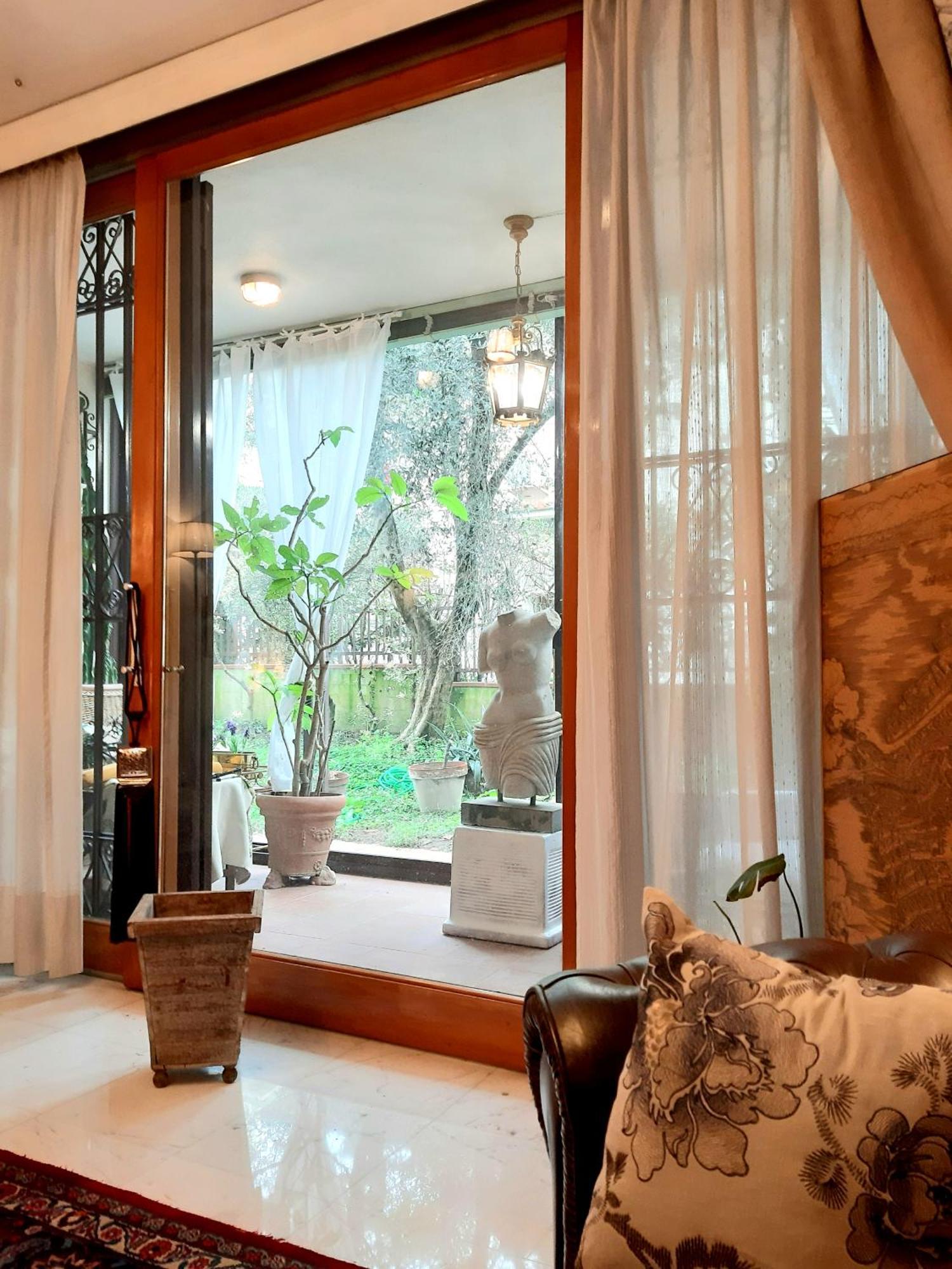 La Villa Bianca - Appartamento In Villa Sesto Fiorentino Bagian luar foto